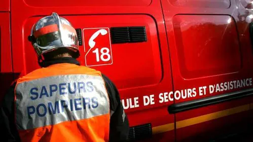 Une vingtaine de véhicules détruits par les flammes